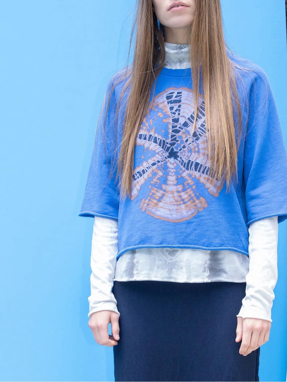 Raquel Allegra short sleeve raglan sweatshirt blue tie dye roll hem 0 boho USA